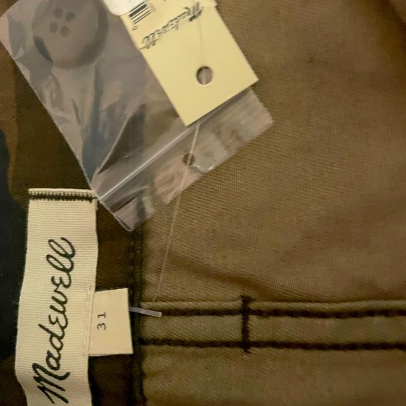 NWT Madewell Camo Shorts - Picture 2 of 8